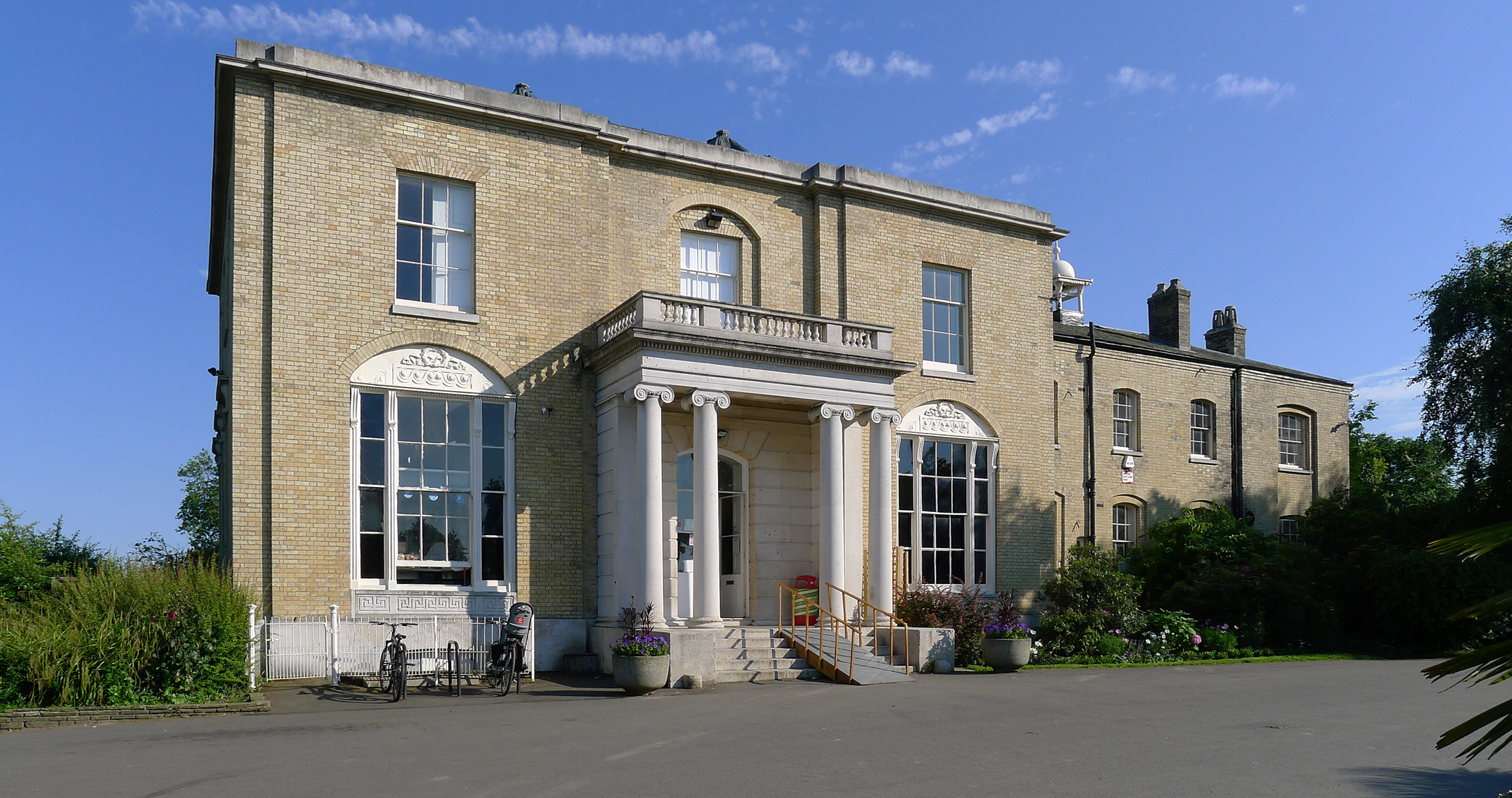 Brockwell Hall: Exterior-Front