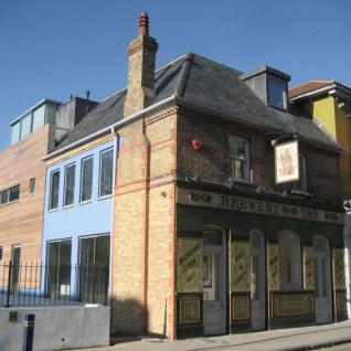 Brewery Tap, Folkestone - Exterior view