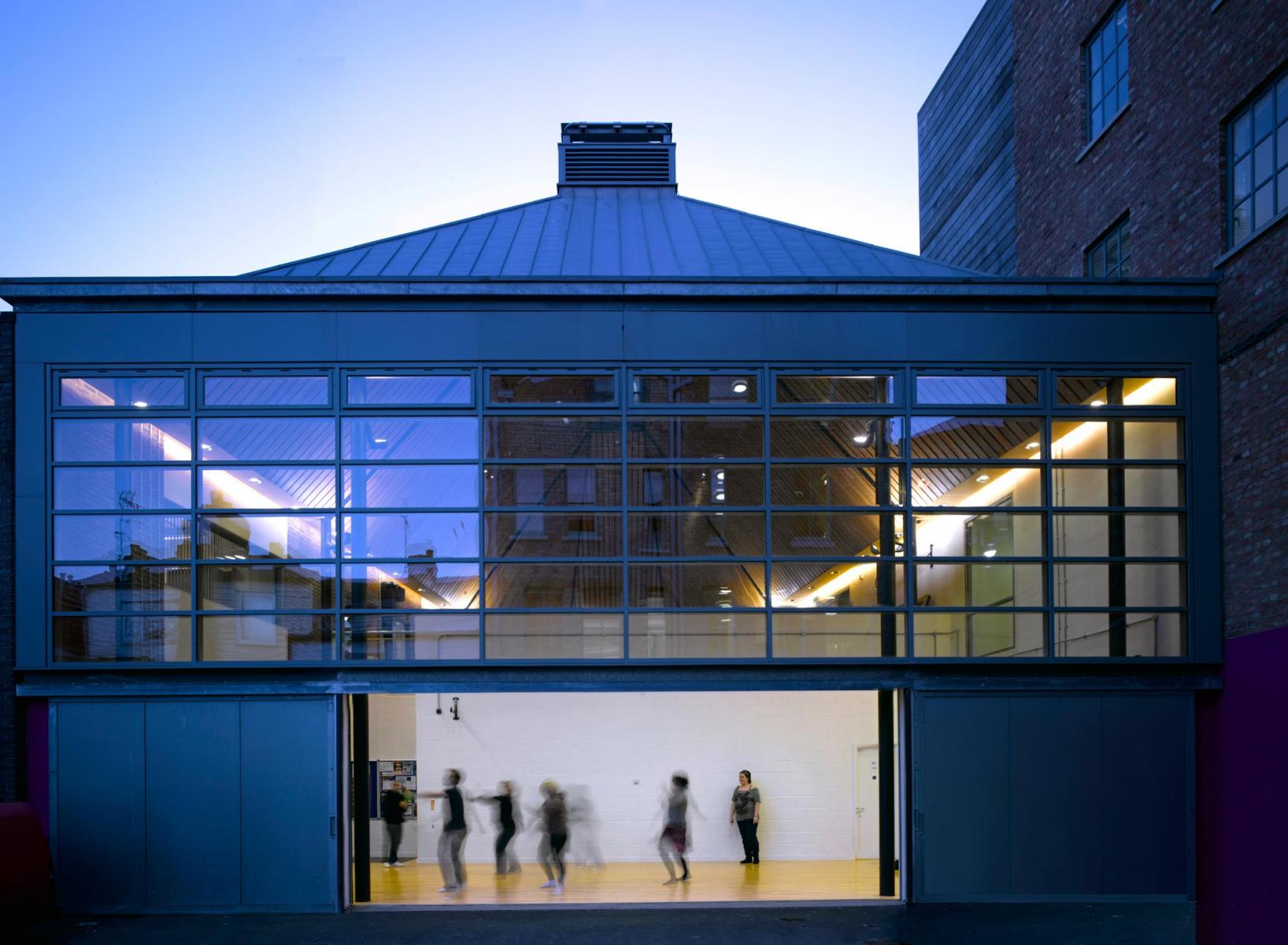 University Centre, Folkestone - Elevation at Night | © Edmund Sumner University Centre, Folkestone - Elevation at Night