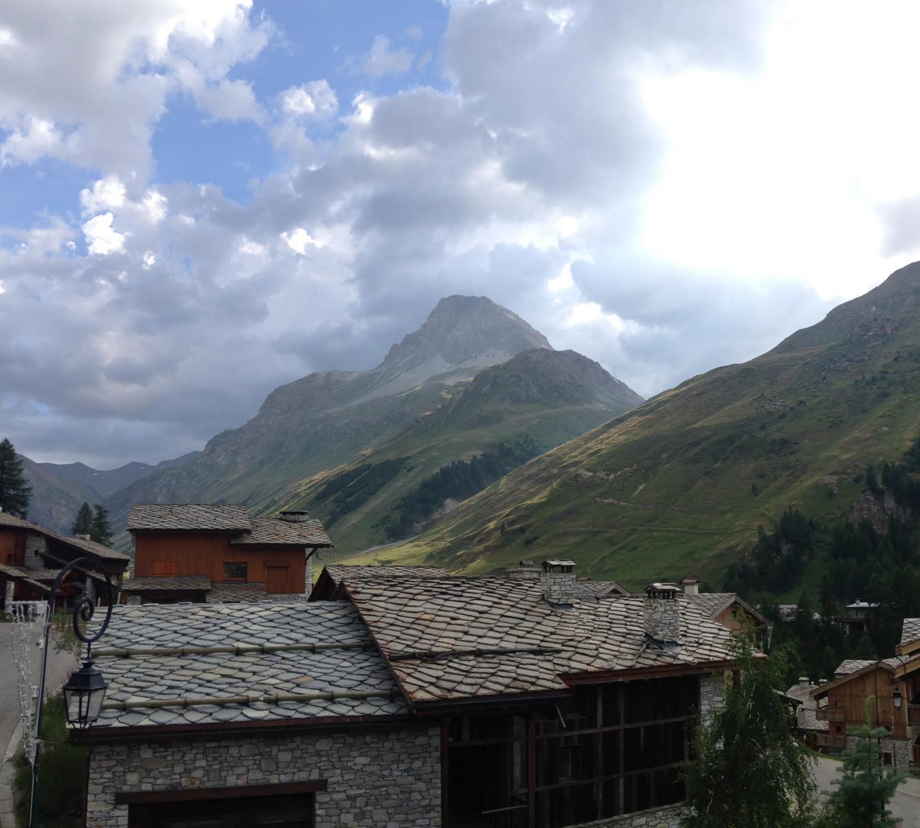 Chalet Alysson exterior view 