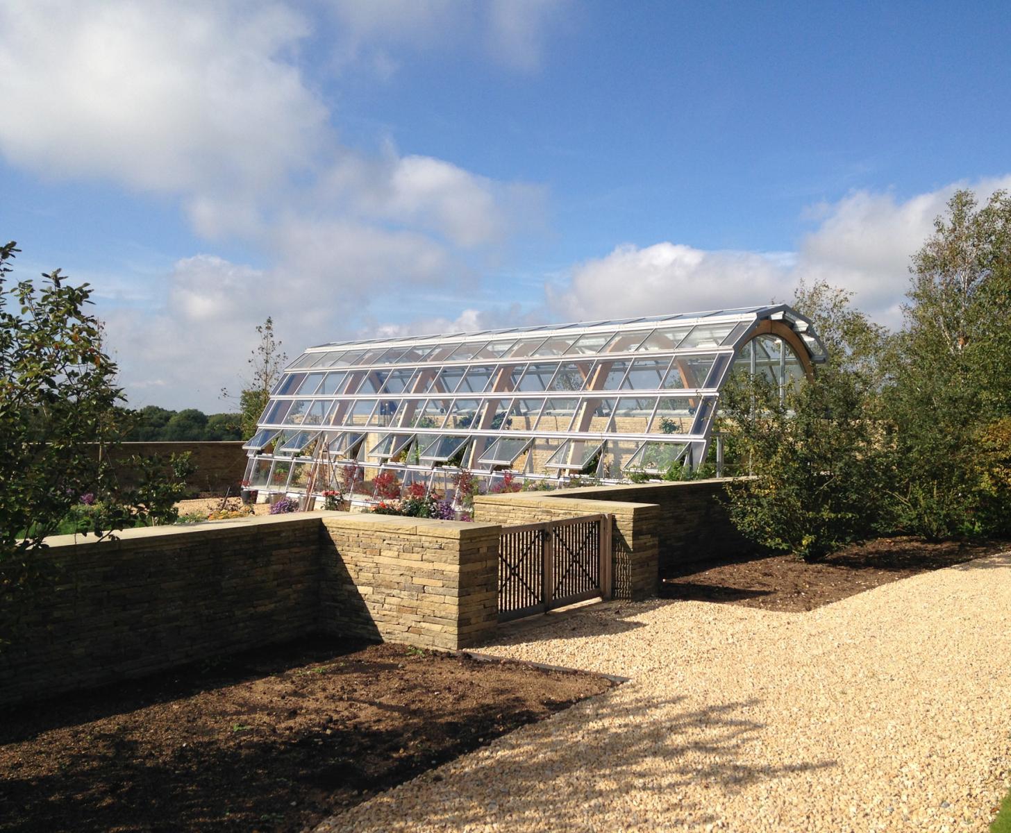 Monks Horton green house 003 exterior view