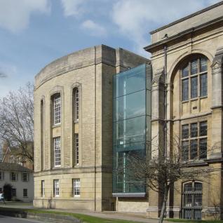 Radcliffe Science Library, Oxford University, Oxford - Exterior View